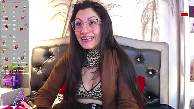 Rapunzeell  online show from 02.24.25