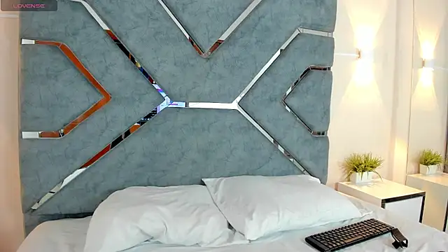 LucciaPorter online show from 12.15.25