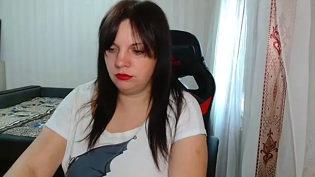 Jane Luste online show from 04.12.26