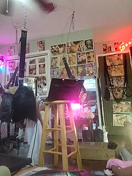 luvs2cumm69 online show from 02.09.25