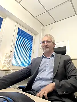 tom-swede online show from 03.19.26