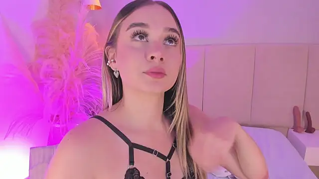 sofia pamela online show from 02.16.25