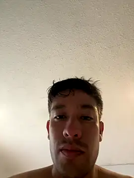 Snapshot of Magicerosxx69 chatting on 09.26.25 Magicerosxx69 online show from 09.26.25