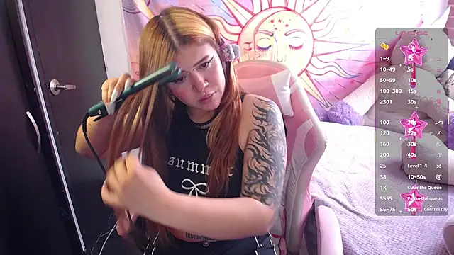 Snapshot of sara_winehouse1 chatting on 02.12.26 sara winehouse1 online show from 02.12.26