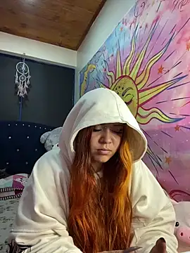 Snapshot of sara_winehouse1 chatting on 03.11.26 sara winehouse1 online show from 03.11.26