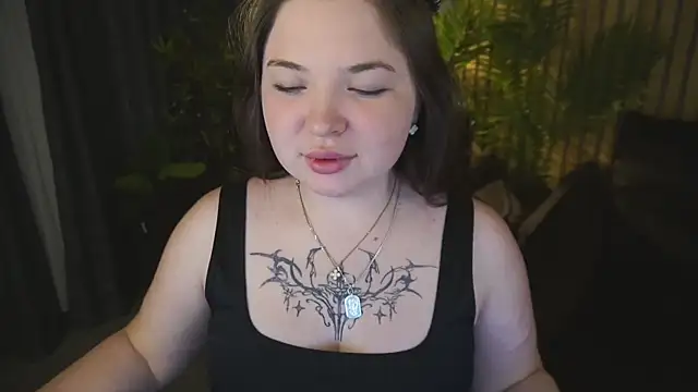 RosieMoons online show from 11.24.25