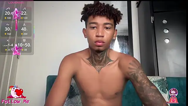 sexy blacks  online show from 11.03.25