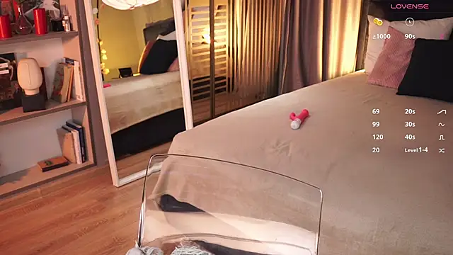 askaudrey  online show from 02.20.25