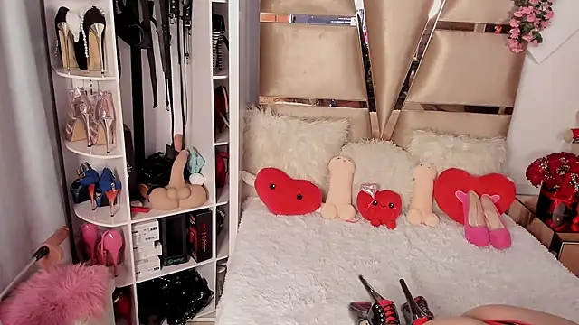 Nikole66  online show from 02.05.25