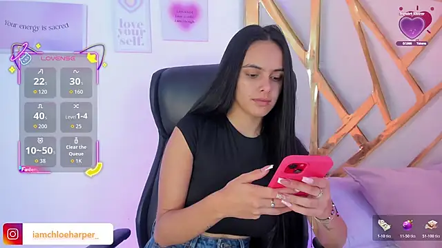 ChloeHarper  online show from 11.21.25