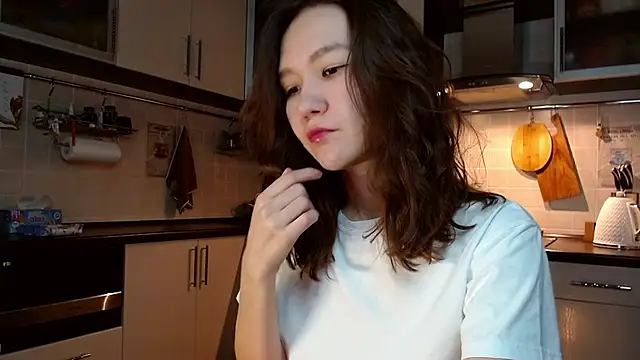 Kelly Yon online show from 03.13.25