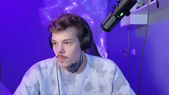 DENIS HERE online show from 01.25.25