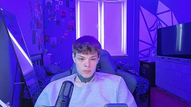 DENIS HERE online show from 03.13.25