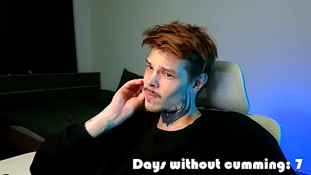 DENIS HERE online show from 04.12.26