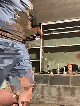 Snapshot of Jart1k1 chatting on 11.23.25 Jart1k1 online show from 11.23.25