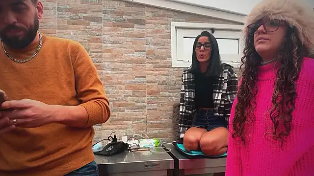 Snapshot of barfantasy chatting on 01.19.26 barfantasy online show from 01.19.26