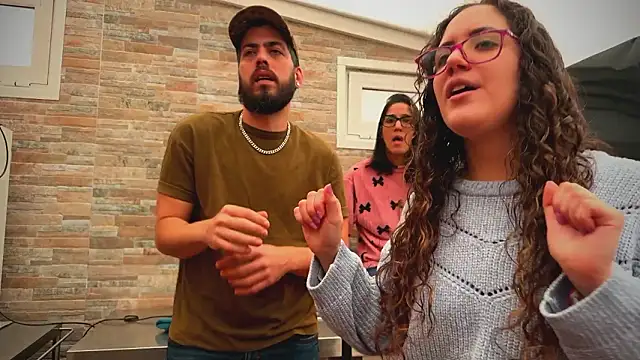 Snapshot of barfantasy chatting on 02.02.26 barfantasy online show from 02.02.26