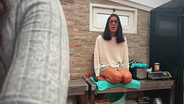 Snapshot of barfantasy chatting on 02.20.26 barfantasy online show from 02.20.26