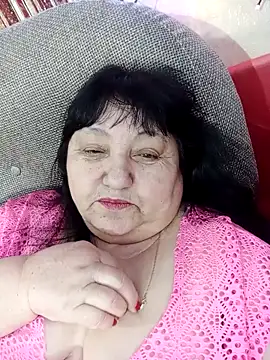 Snapshot of Nezsbudka chatting on 02.21.26 Nezsbudka online show from 02.21.26