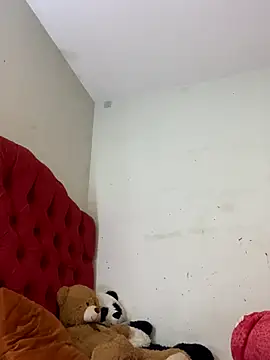 LISA BULLOCK  online show from 11.05.25