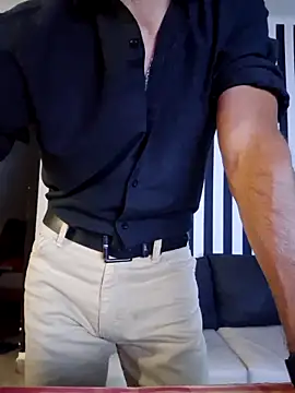 Snapshot of pretorianoo53 chatting on 03.09.25 pretorianoo53 online show from 03.09.25