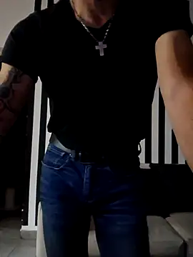 Snapshot of pretorianoo53 chatting on 10.19.25 pretorianoo53 online show from 10.19.25