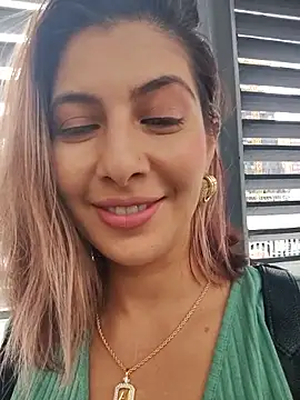 scarlett moore online show from 10.25.25