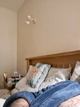 Snapshot of jonjoey123 chatting on 02.13.26 jonjoey123 online show from 02.13.26