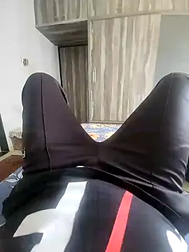 DesiRocco7 online show from 09.20.25