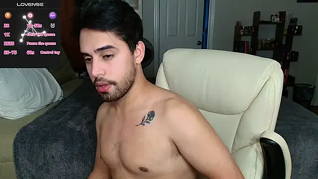 Snapshot of thonylewys chatting on 06.18.26 thonylewys online show from 06.18.26