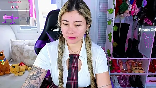 Tawny cox online show from 02.01.25