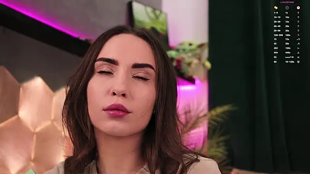 BabyYoda- online show from 03.10.26