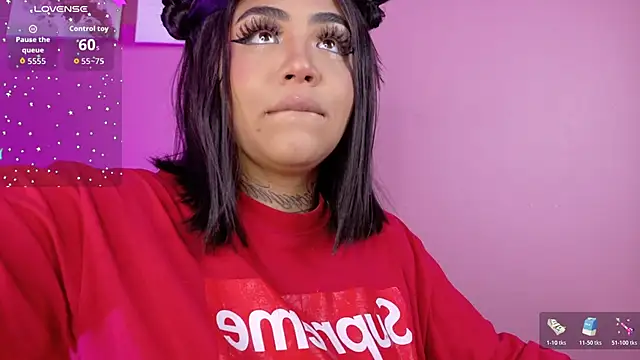 foxxy-lov3 online show from 04.15.26