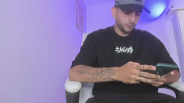 Snapshot of Ethan_mullers chatting on 01.19.25 Ethan mullers online show from 01.19.25