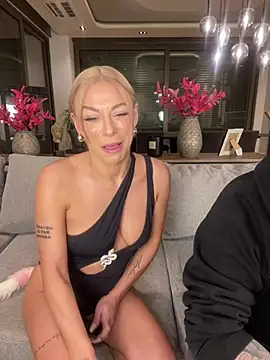 SexOnMyLvL online show from 01.06.25