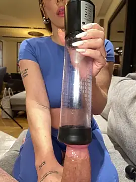 SexOnMyLvL online show from 03.06.25