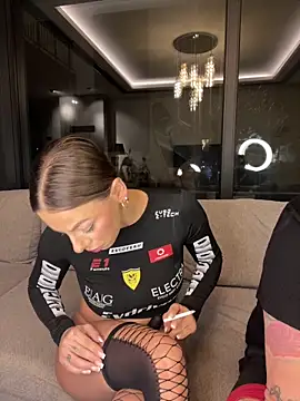 SexOnMyLvL online show from 10.07.25