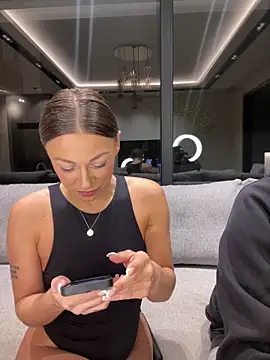 SexOnMyLvL online show from 10.14.25