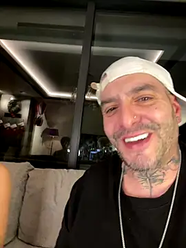 SexOnMyLvL online show from 12.04.25