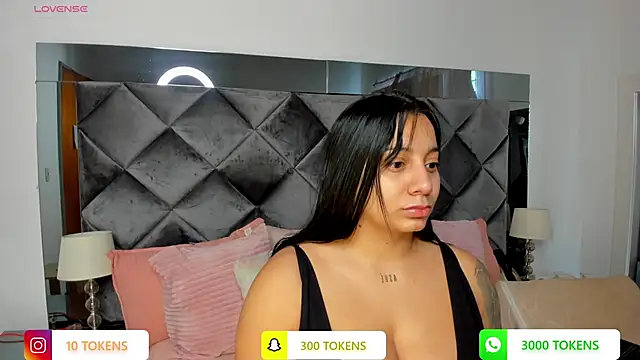 sofhiaa adaams online show from 02.20.25