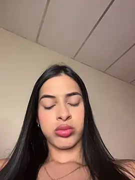 Snapshot of violetta-brown1 chatting on 07.18.26 violetta-brown1 online show from 07.18.26