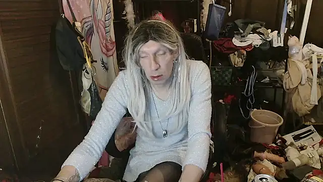 Ombeline1 online show from 01.11.26