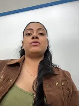 Juana19 online show from 10.15.25