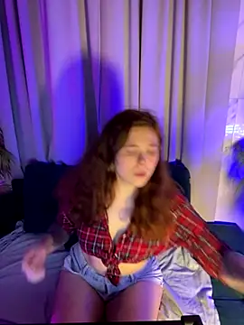 SophiePure online show from 11.04.25