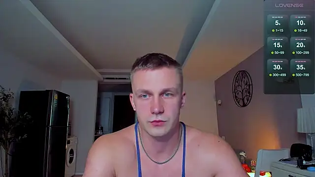 Snapshot of Samuel_Andrew chatting on 06.28.26 Samuel Andrew online show from 06.28.26