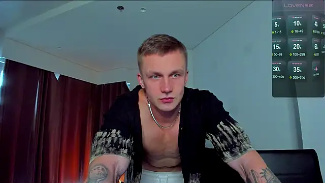 Snapshot of Samuel_Andrew chatting on 07.14.26 Samuel Andrew online show from 07.14.26