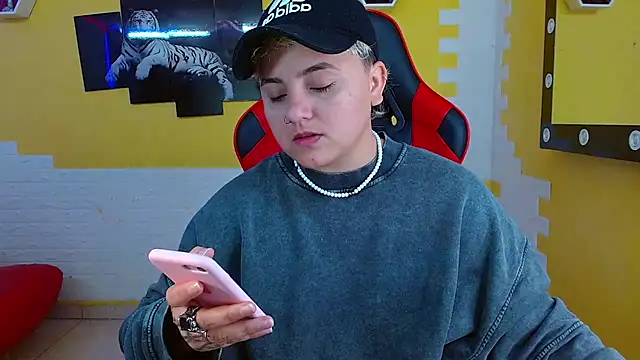 isabeautyx19 online show from 03.09.25