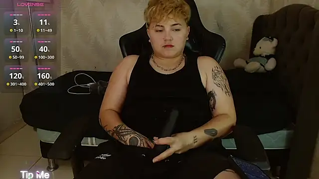 isabeautyx19 online show from 09.21.25