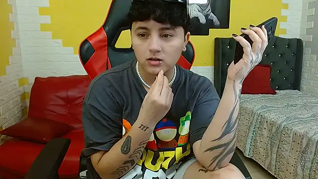 isabeautyx19 online show from 11.29.25