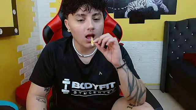 isabeautyx19 online show from 01.08.26